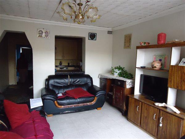3 Bedroom Property for Sale in Ilitha Park Western Cape